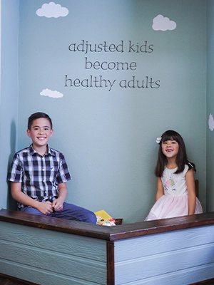 Happy Kids In Boat Decor